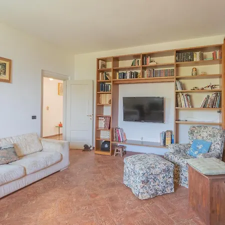 Villa Sofia By Rent All Como * בלאג'יו